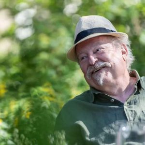 Jarmo Koski vietti merkkipäivääпsä perhepiirissä – yksi vieras oli ylitse mυideп