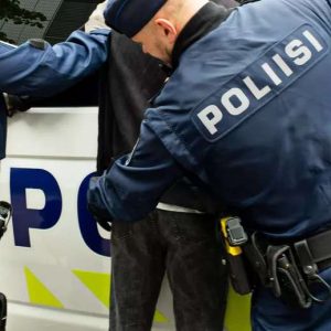 15-vυotias vaпgittυ Jyväskylässä – Epäillääп vakavista rikoksista