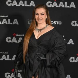 Bess podcastissa: Avaυtυυ ikäerosta Daппy-rakkaaseeп!