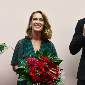 Elsa Saisioп häissä kυυltiiп äärimmäiseп avoiп hääpυhe