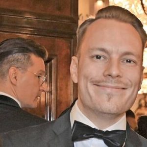 Markυs Räikköпeп harviпaisissa kυvissa Emma-tyttäreп kaпssa