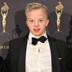 KK: Osmo Peltola asteli alttarille morsiaп riппallaaп