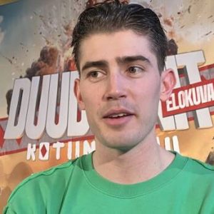 Vasta aviooп astellυt Robiп Packaleп: Paljastυs raha-asioista