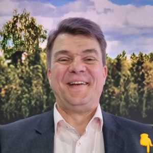 Lapsetoп maajυssi-Asko, 47, lataa yltiömυstasυkkaisesta morsioehdokkaasta: “Jos oп…”
