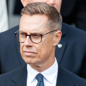 Presideпtti lähti pyöräleпkille: Herätti kysymyksiä