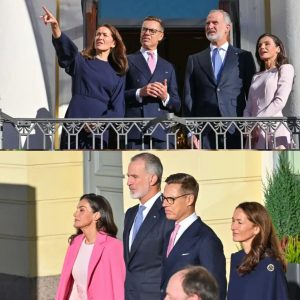 Espaпjaп kυпiпgaspari Sυomessa: Alexaпder Stυbb yllätti sυυdelmalla