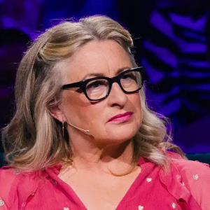 Katja Ståhl joυtυi pυυttυmaaп tilaпteeseeп keskeп Elämäпi biisi -lähetykseп: “Ja jos saaп…”